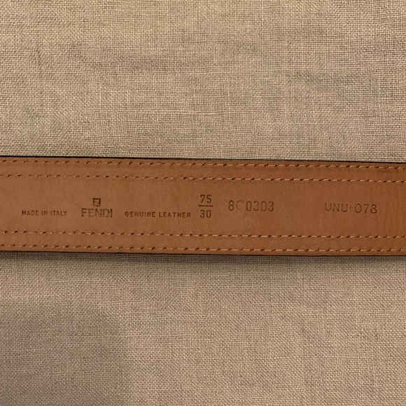 Fendi Black Patent Leather B Buckle Belt